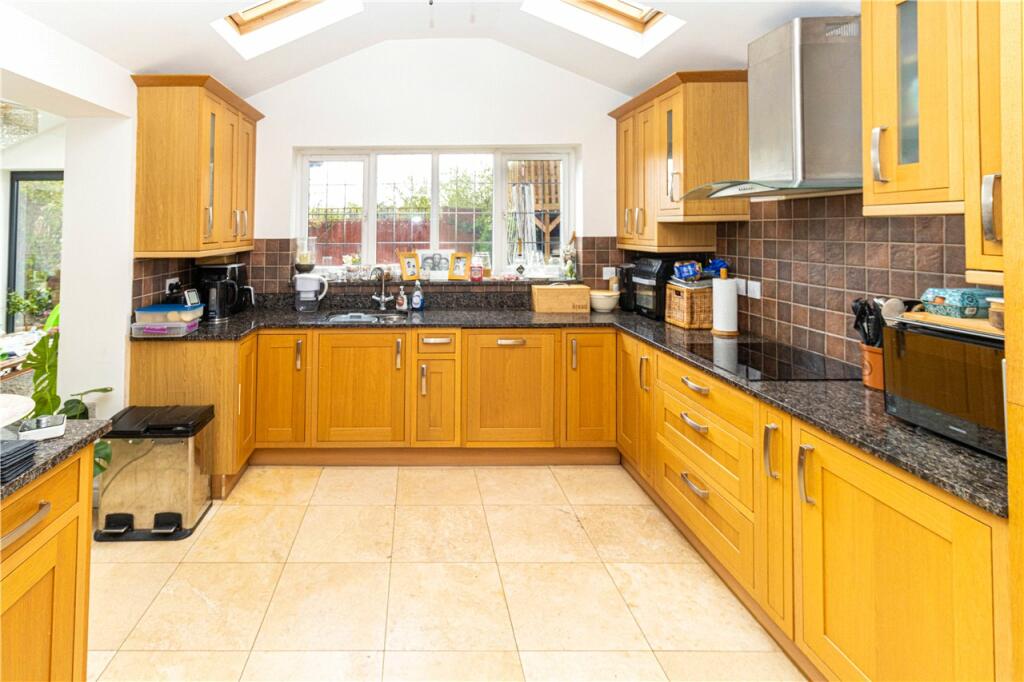 Additional image 3 of Magnolia Close, Park Street, St. Albans, Hertfordshire