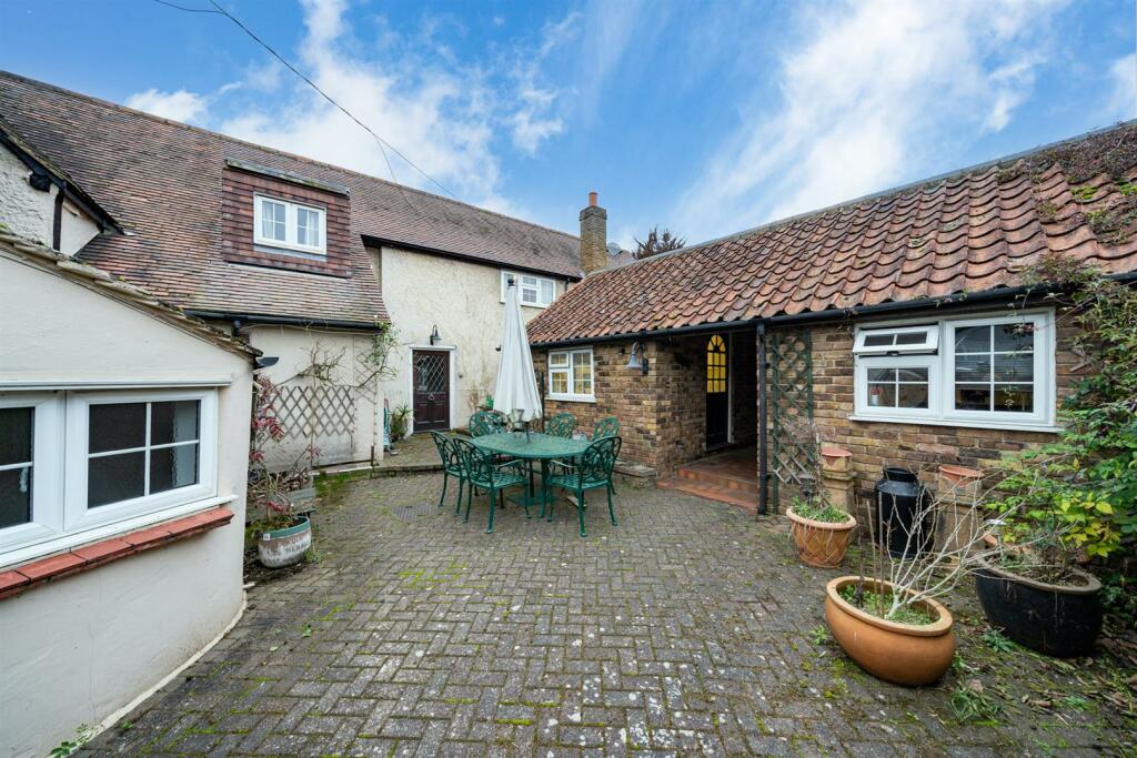 Additional image 29 of High Street, London Colney, St. Albans