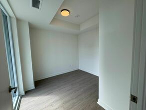 Additional image 4 of 715-425 Front St E