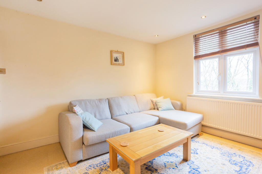 Additional image 2 of Carlton Road, Harpenden, AL5