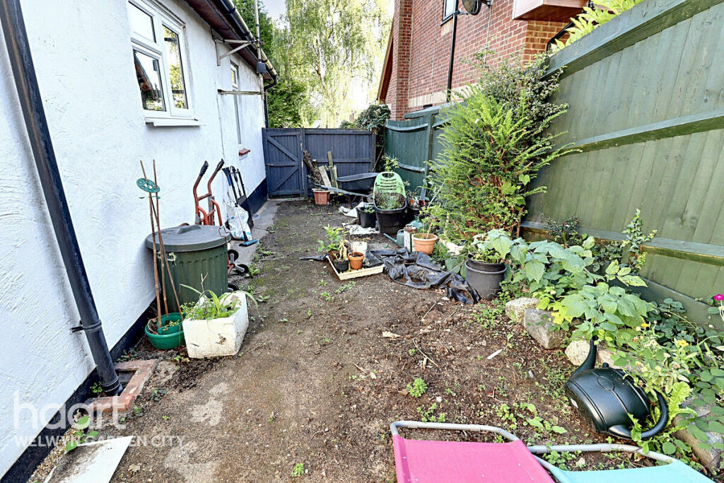 Additional image 25 of Mardley Avenue, Welwyn