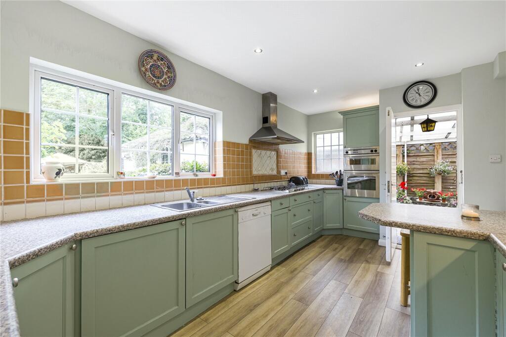 Additional image 7 of Kentish Lane, Brookmans Park, Hertfordshire, AL9