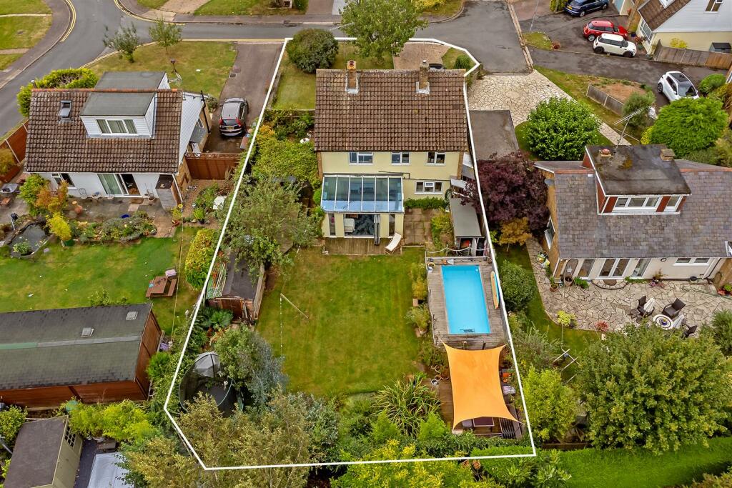 Additional image 39 of Roe Green Close, Hatfield