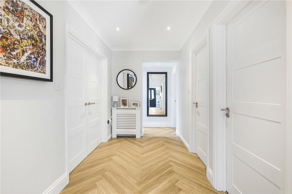 Additional image 12 of Parkway, Welwyn Garden City, Hertfordshire, AL8