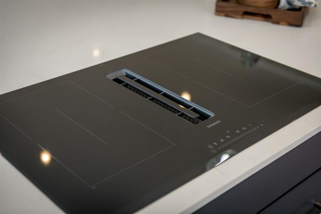 Additional image 51 of Sandridgebury Lane, St. Albans