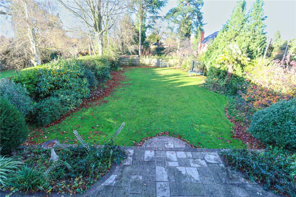 Additional image 21 of Park Avenue North, Harpenden, Hertfordshire