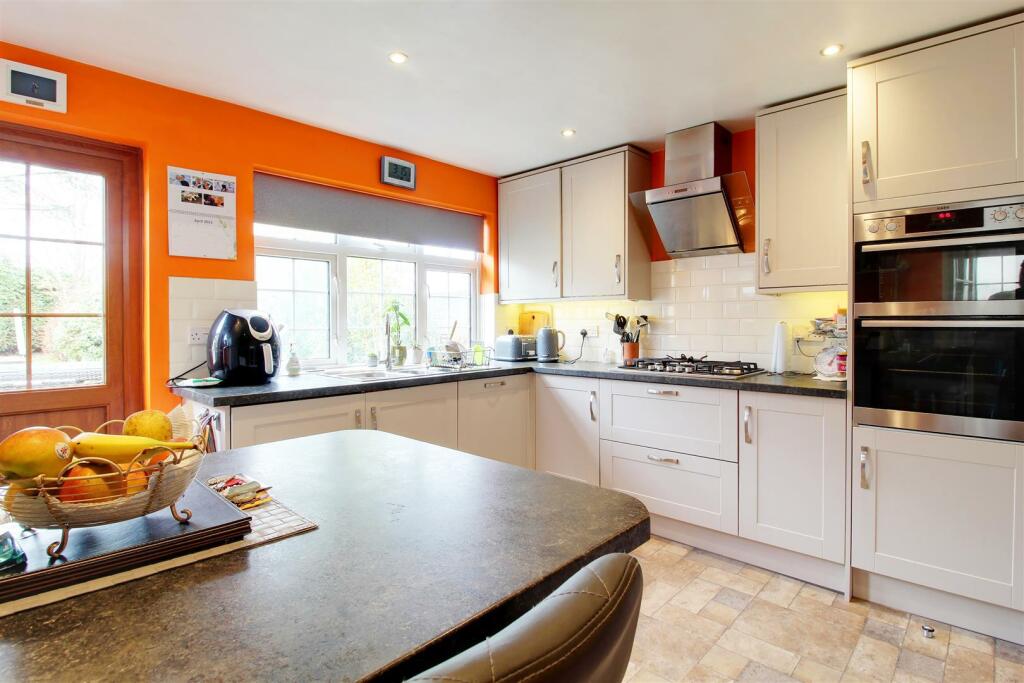 Additional image 25 of Tollgate Road, Colney Heath