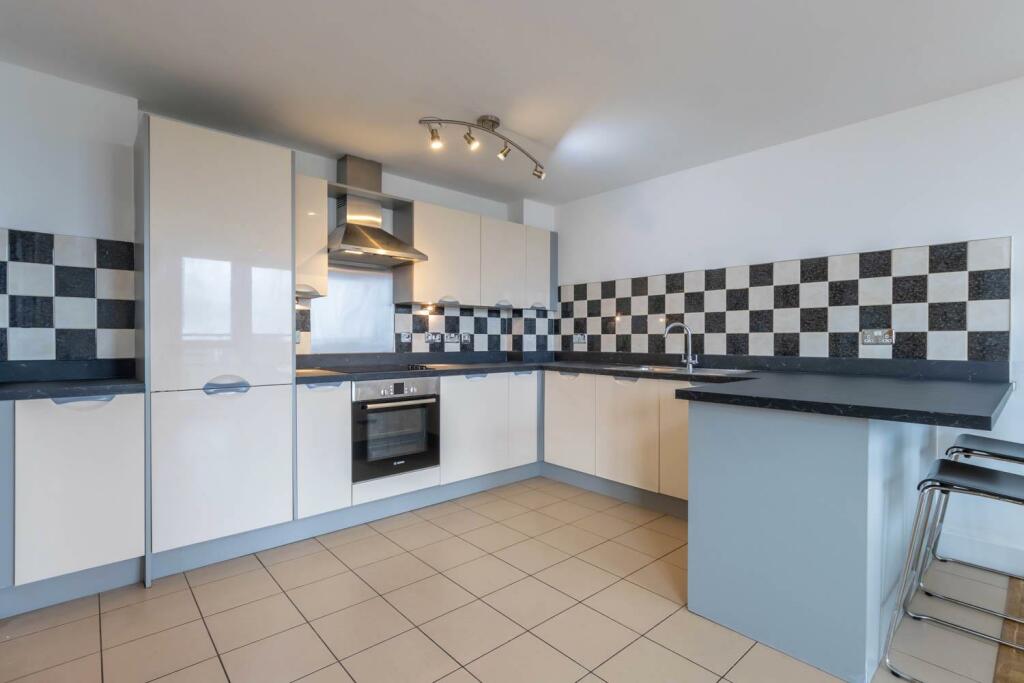 Additional image 6 of 26 Longleat Avenue, Park Central, Birmingham, B15 2EX