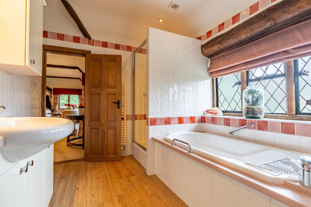 Additional image 22 of West Common Grove, Harpenden, Hertfordshire, AL5