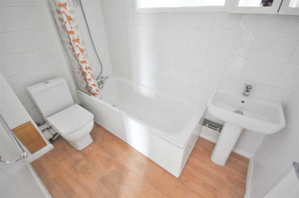 Additional image 4 of Meadow Close, St. Albans