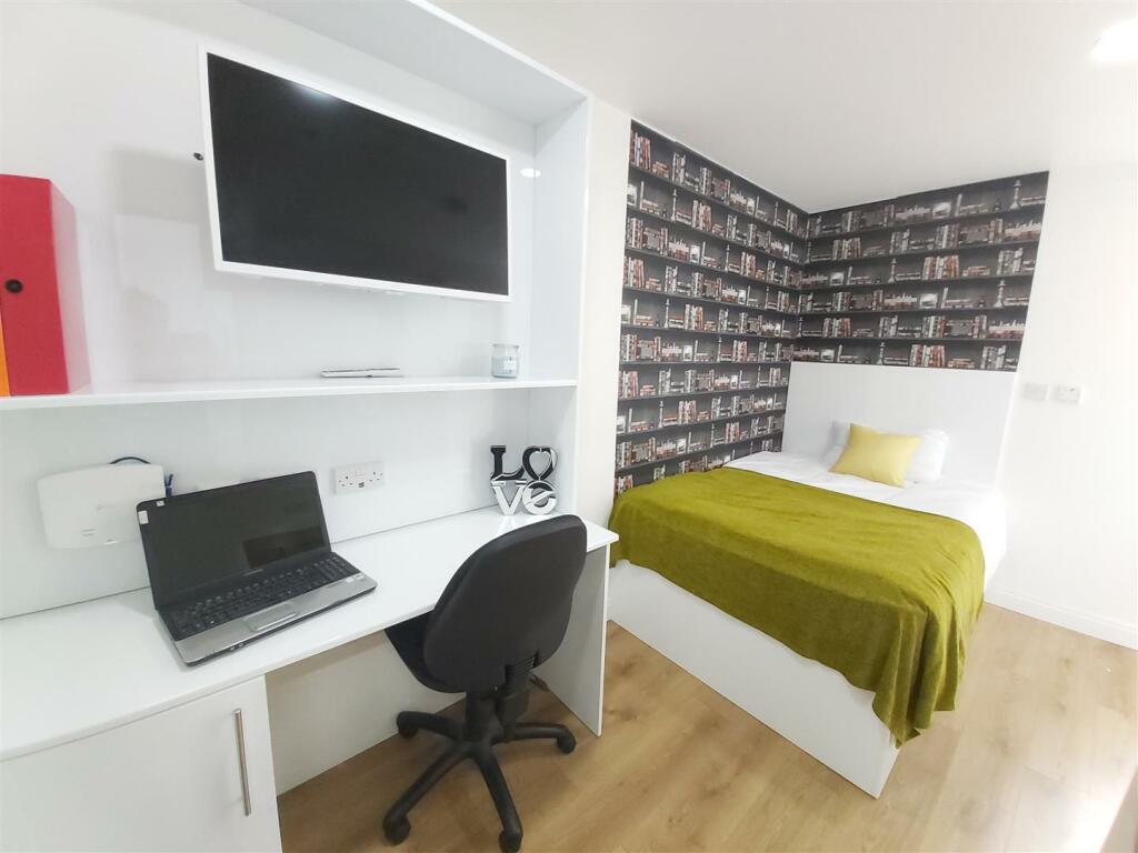 Additional image 2 of Dale road