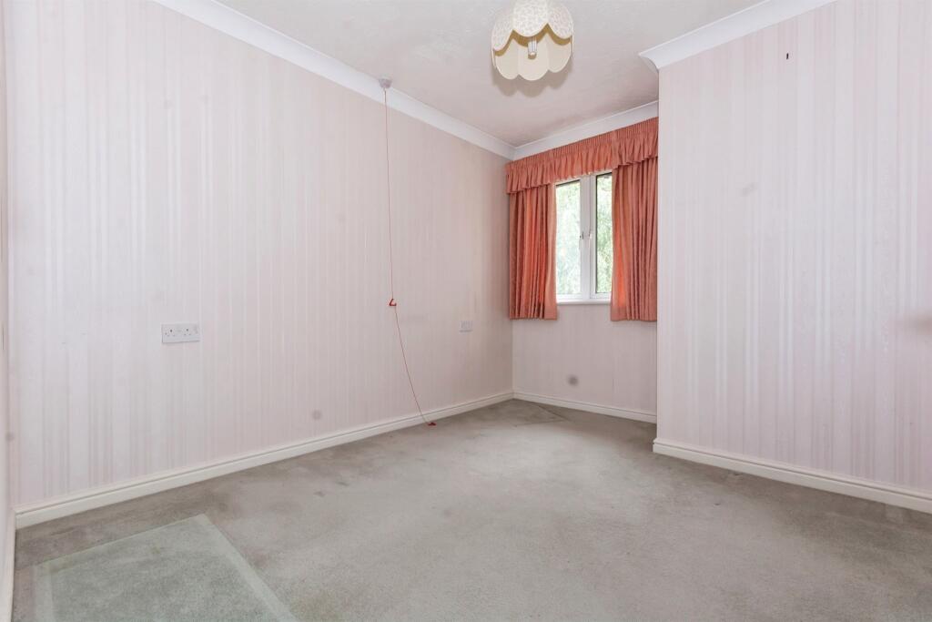 Additional image 5 of Stratford Road, Hall Green, Birmingham