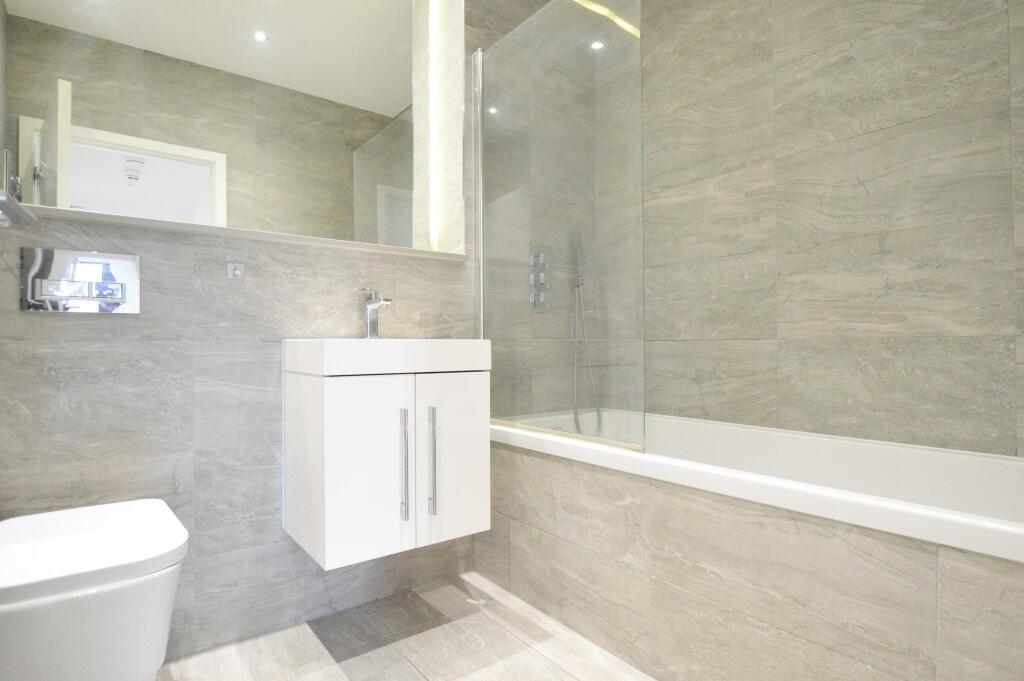 Additional image 6 of Ziggurat House, St Albans, AL1