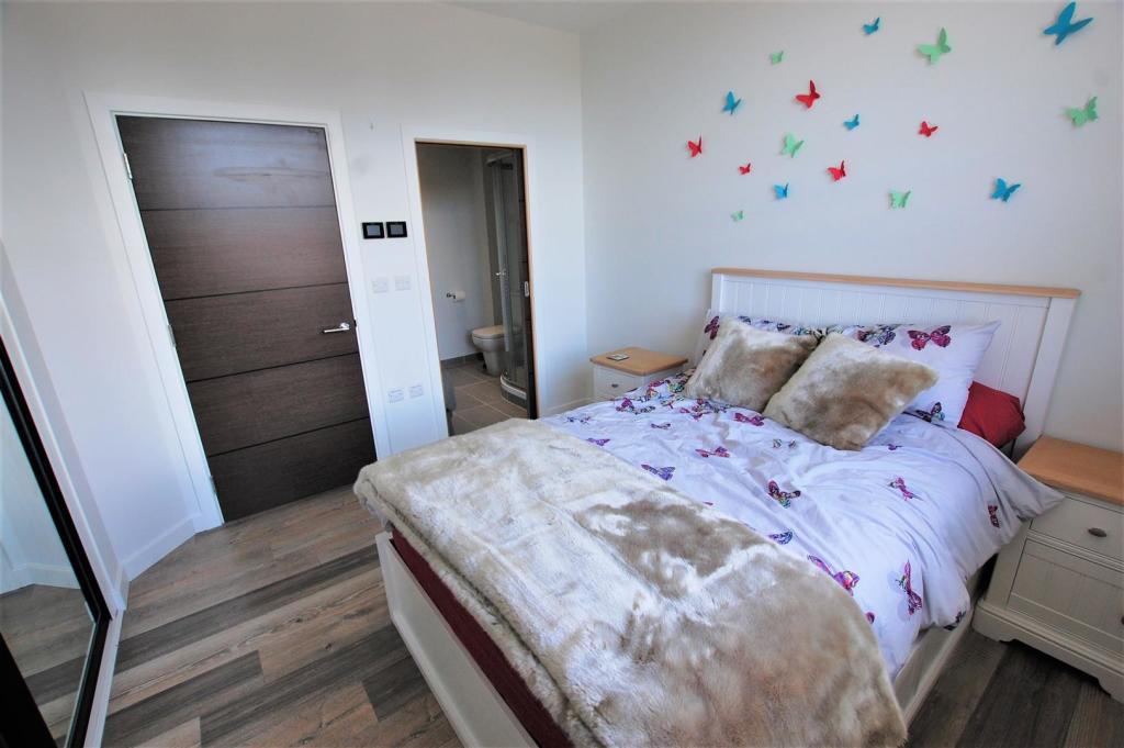 Additional image 10 of Great North Road, Hatfield