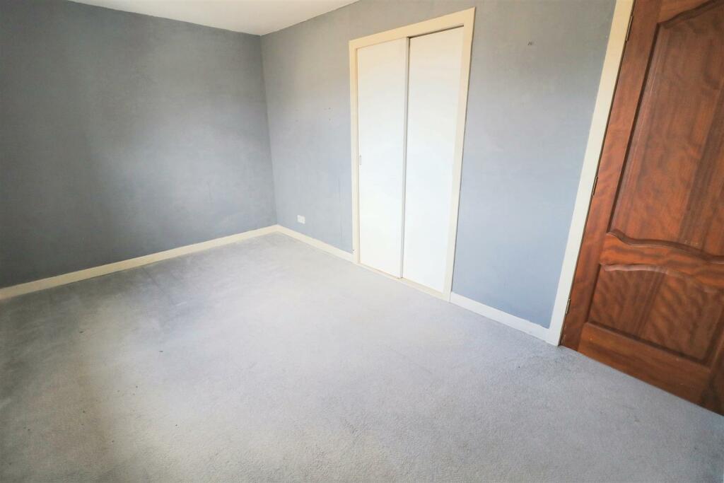 Additional image 12 of 75 Den Crescent, Keith