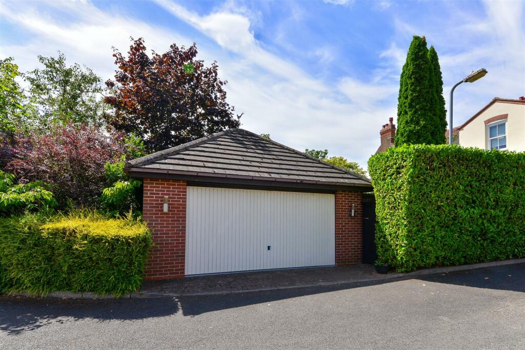 Additional image 2 of Woodthorpe Road, Kings Heath, Birmingham