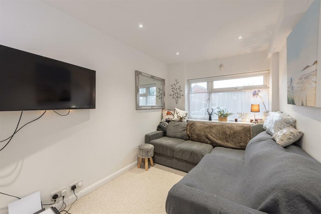 Additional image 5 of Wensley Close, Harpenden