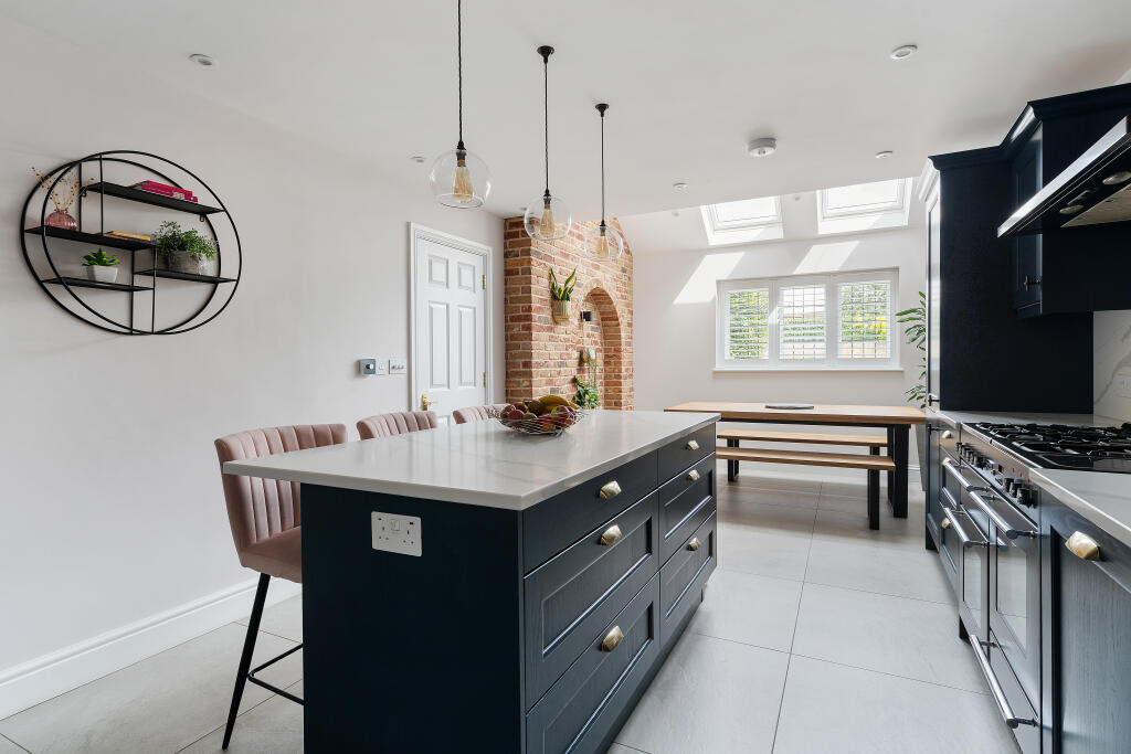 Additional image 16 of Lybury Lane, Redbourn, AL3