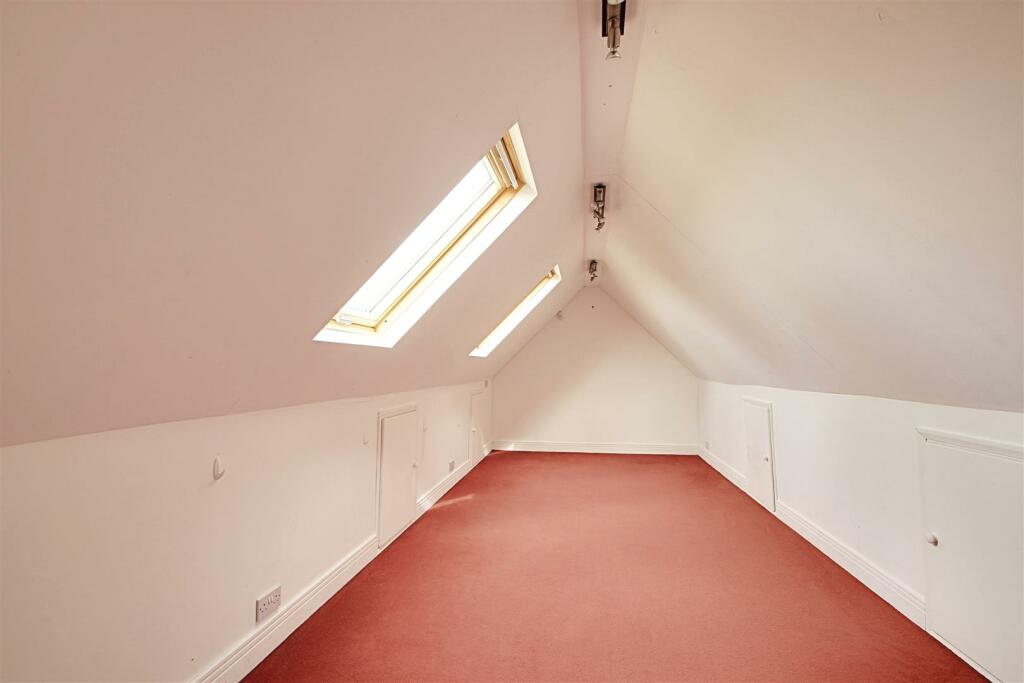 Additional image 18 of Collyer Road, London Colney, St Albans