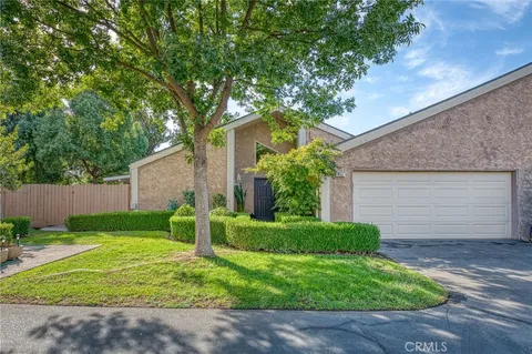 6141 N West Avenue Unit 106, Fresno, CA 93711