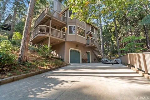 458 Annandale Drive, Lake Arrowhead, CA 92352