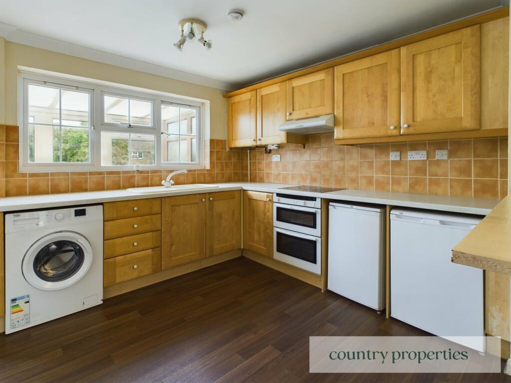 Additional image 3 of Ingles, Welwyn Garden City, AL8