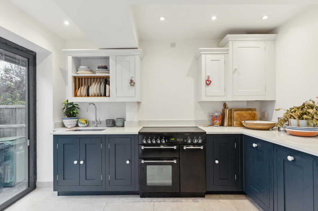 Additional image 5 of Oswald Road, St Albans, AL1 3AQ