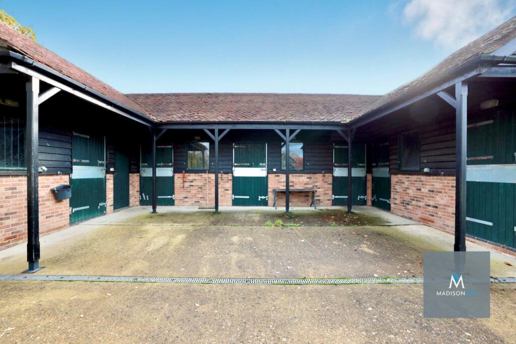 Additional image 33 of Harmer Green Lane, Welwyn, Hertfordshire, AL6