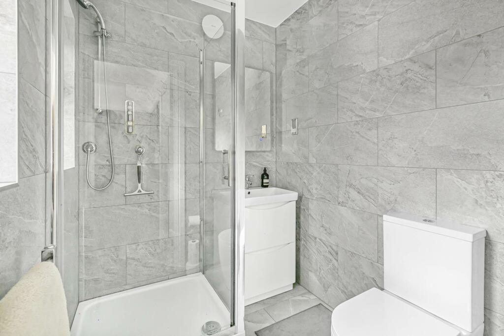 Additional image 11 of Selwyn Crescent, Hatfield