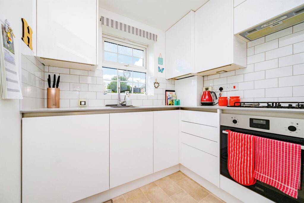 Additional image 7 of Tillage Close, Tyttenhanger, St. Albans