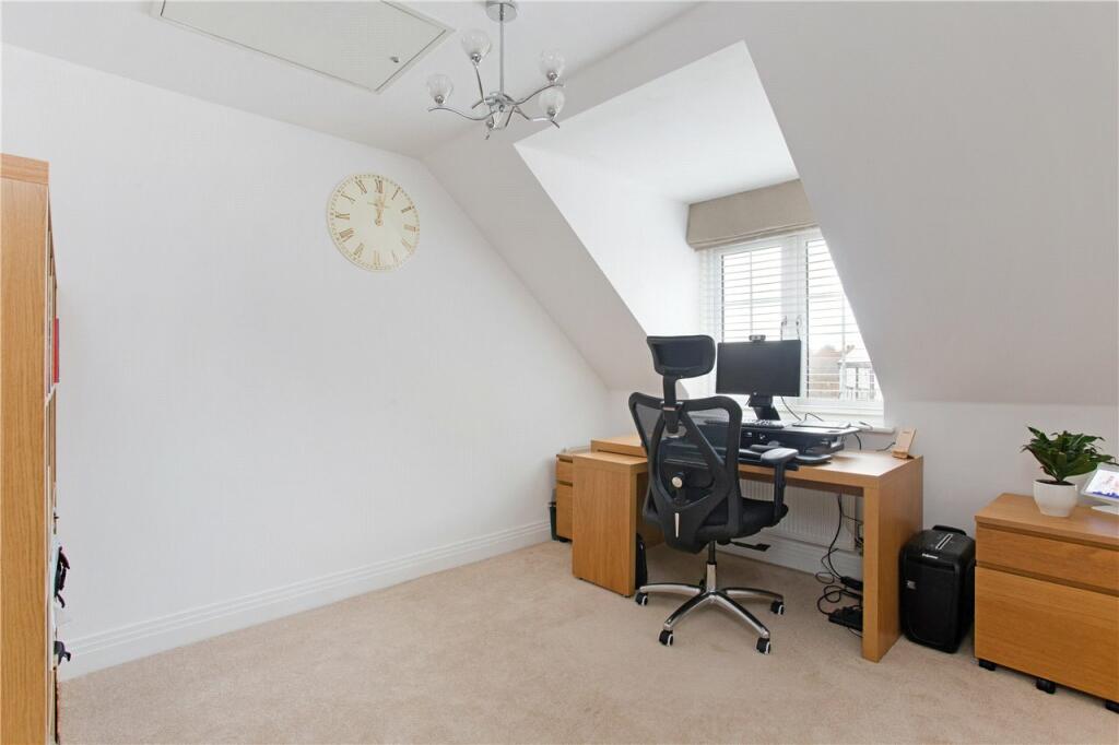 Additional image 17 of Mortimer Crescent, Kings Park, St. Albans, Hertfordshire