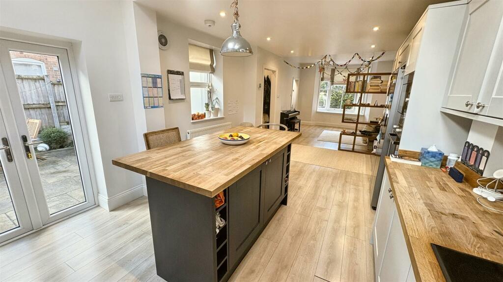 Additional image 21 of Church Avenue, Moseley