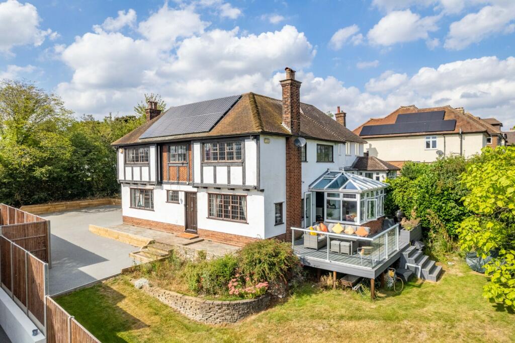 Additional image 22 of Watling Street, Park Street, St. Albans, Hertfordshire, AL2