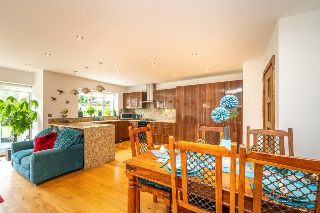 Additional image 38 of Watford Road, St. Albans