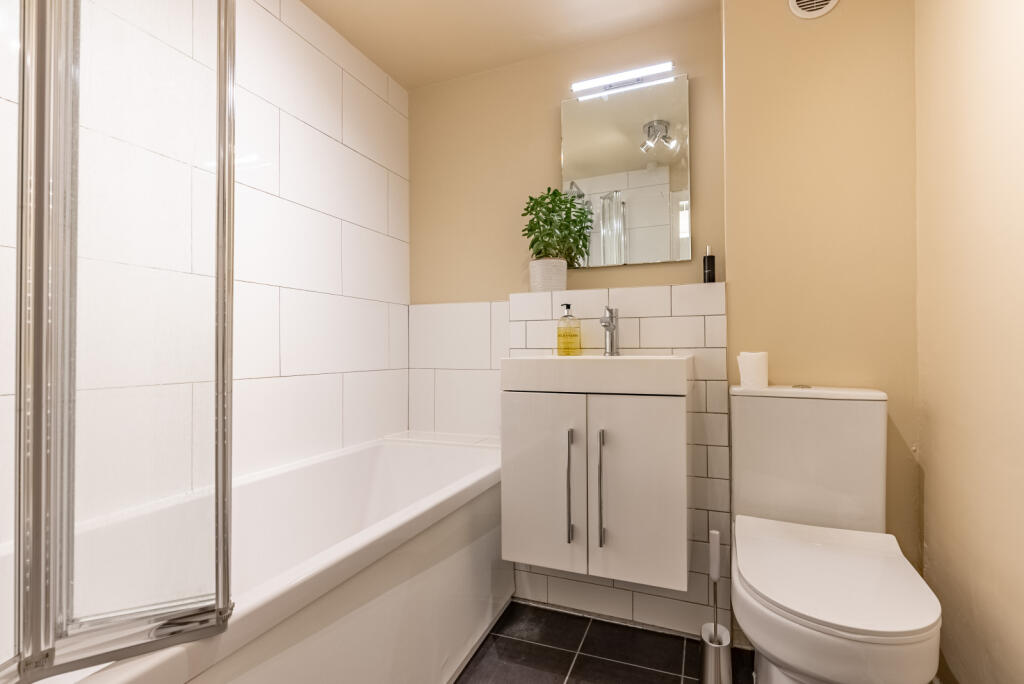 Additional image 9 of Bedford Road, St. Albans, Hertfordshire, AL1