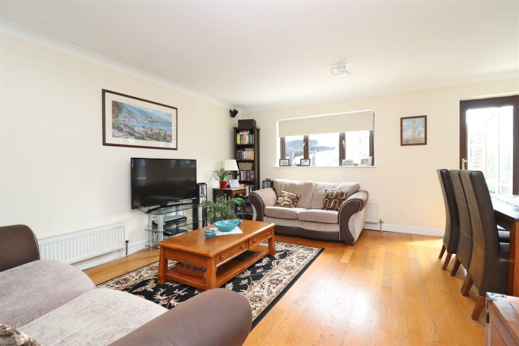 Additional image 19 of Colney Heath Lane, St. Albans