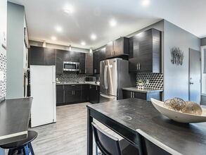 Additional image 3 of 17 Montcalm Ave