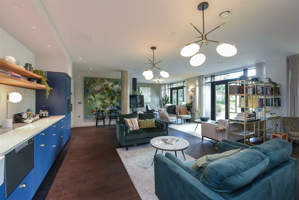 Additional image 8 of Leyton Road, Harpenden