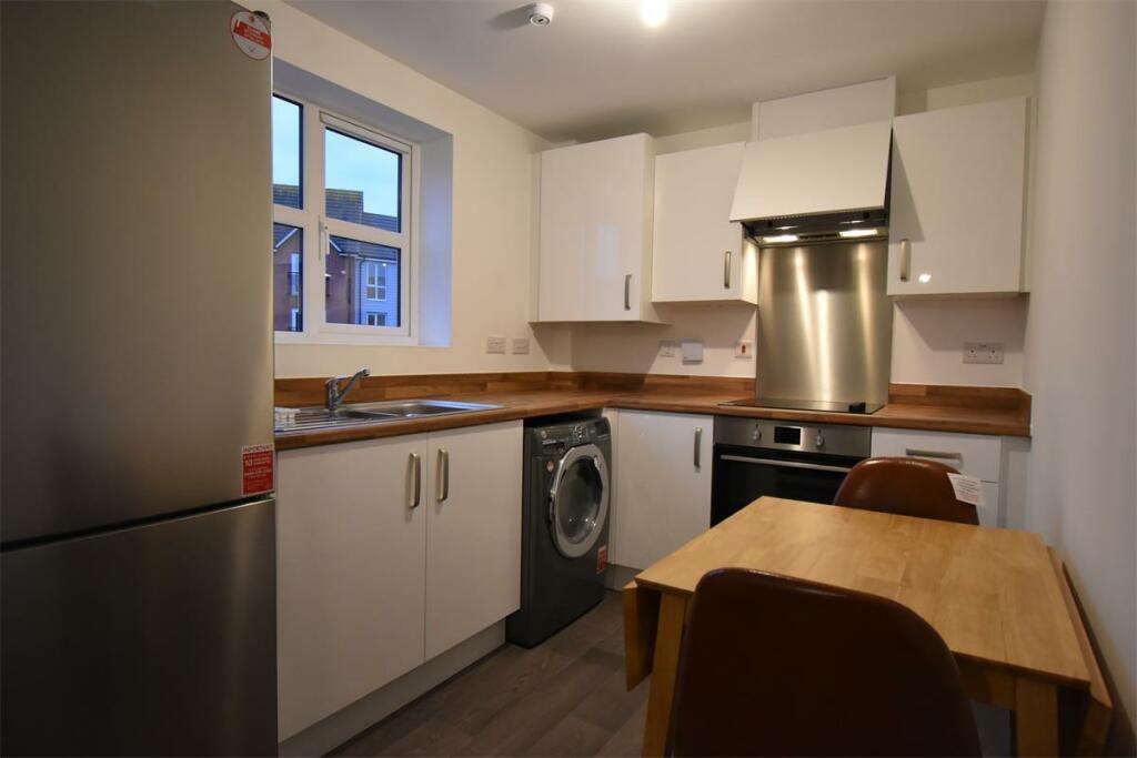 Additional image 4 of 2023/2024 ACADEMIC YEAR LUXURY STUDENT PROPERTY — IDEAL FOR A COUPLE OR PHD STUDENTS B29 6US Selly Oak