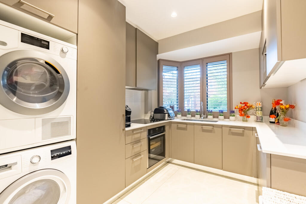 Additional image 12 of Nimrod Close, St. Albans, Hertfordshire, AL4