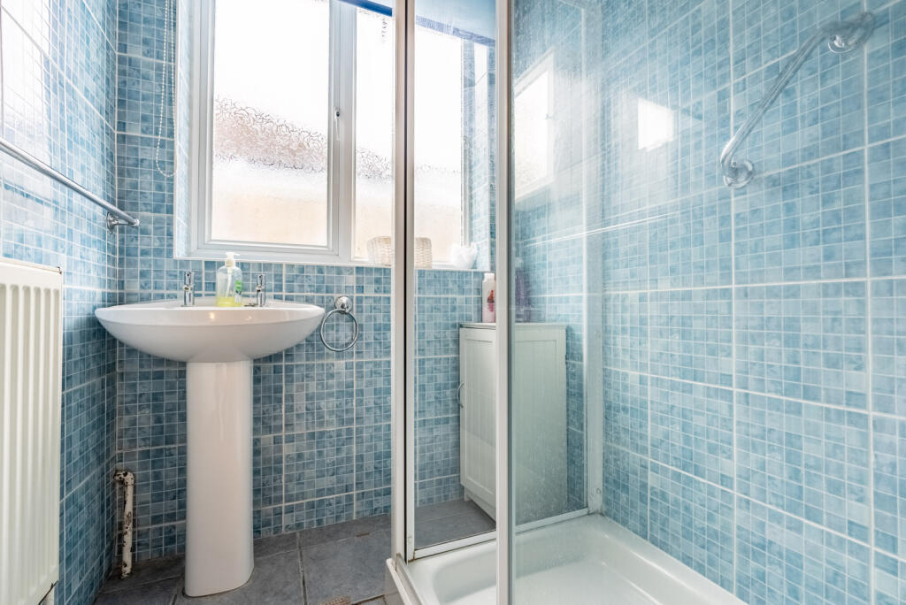 Additional image 9 of Mount Drive, Park Street, St. Albans, Hertfordshire, AL2