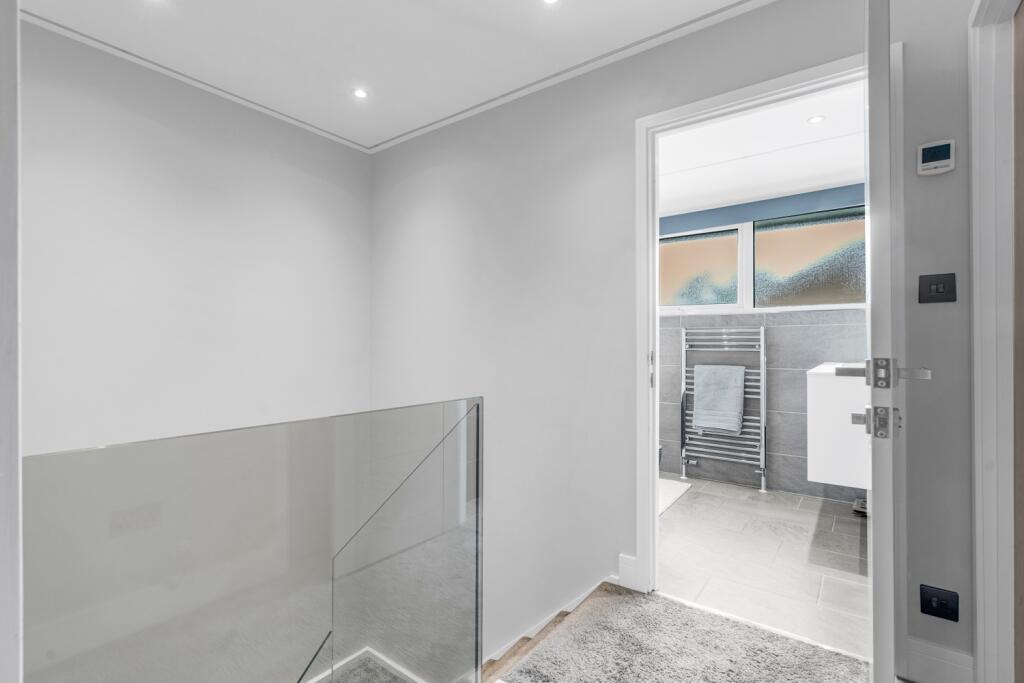 Additional image 21 of Broomhills, Welwyn Garden City, Hertfordshire, AL7