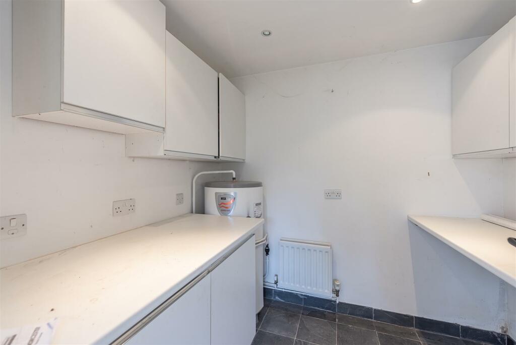 Additional image 9 of Townsend Lane, Harpenden