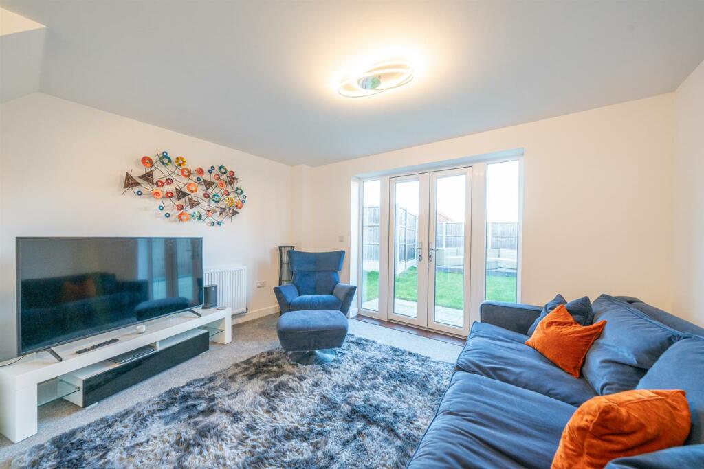 Additional image 2 of Kestrel Way, St. Albans