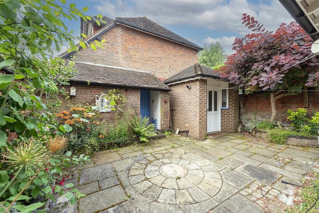 Additional image 11 of Townsend Lane, Harpenden