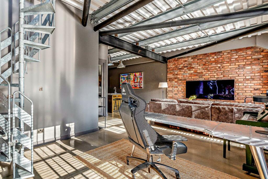 Additional image 2 of Water Street, Jewellery Quarter