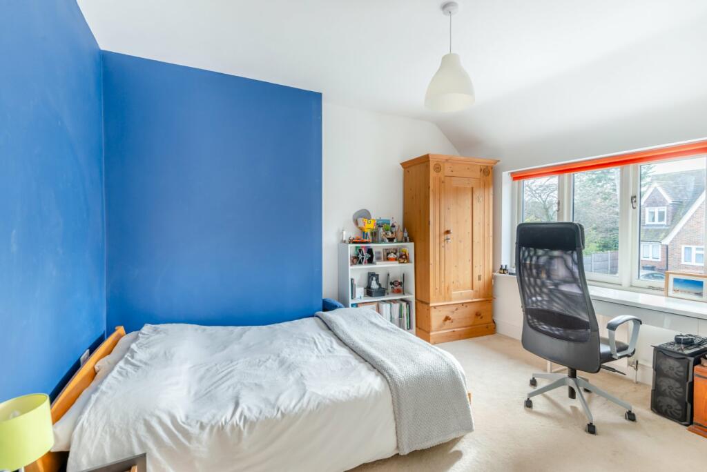 Additional image 27 of Gainsborough Avenue, St. Albans, Hertfordshire