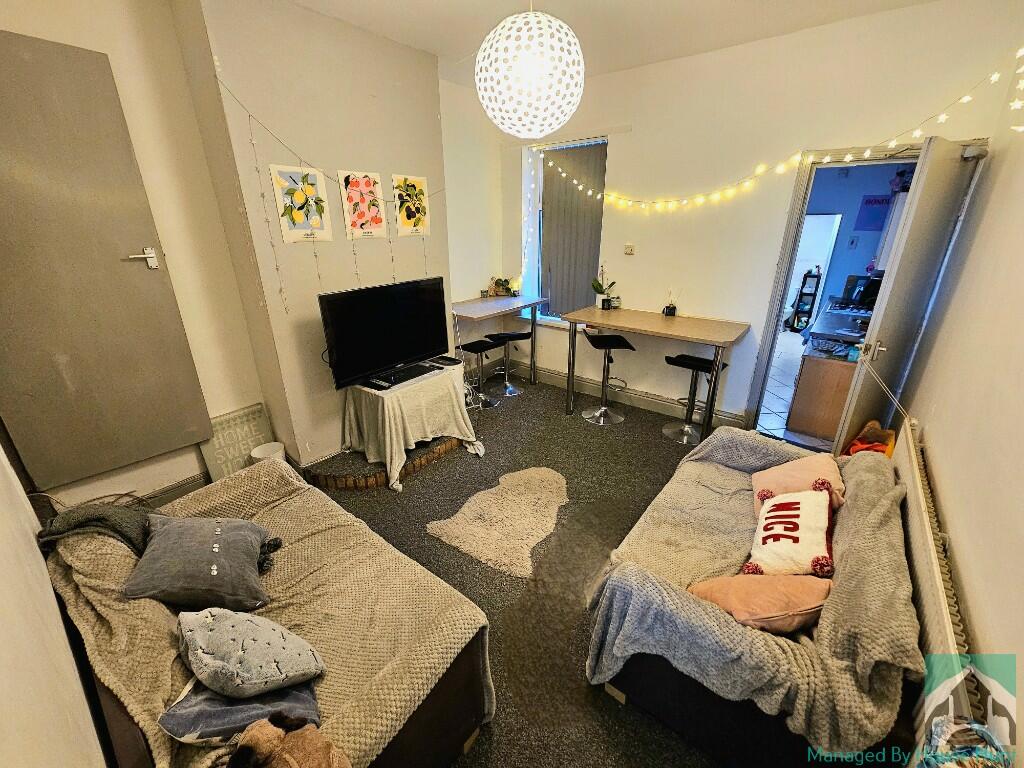 Heeley Road, Selly Oak, Birmingham, B29 6EJ