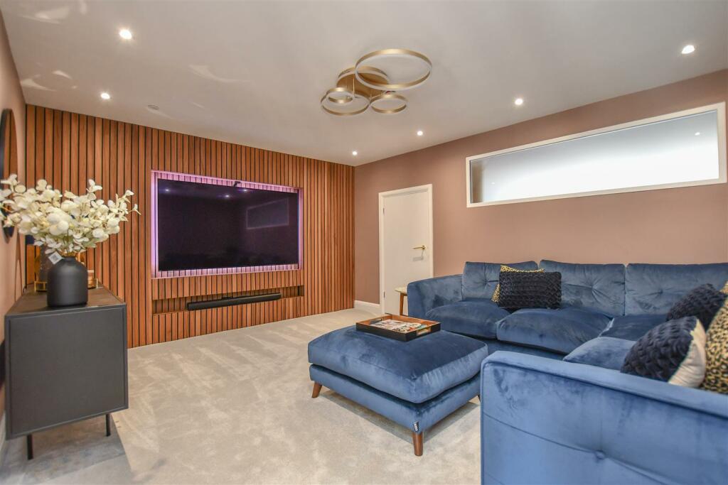 Additional image 3 of Boyes Crescent, Napsbury Park, St Albans