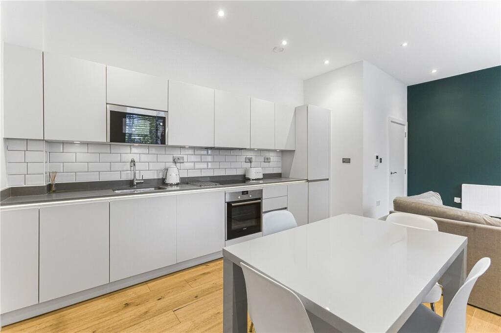 Additional image 7 of Great North Road, Hatfield, Hertfordshire, AL9